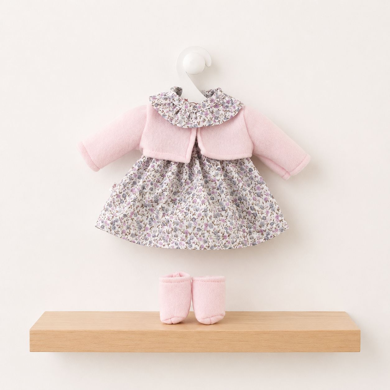 VESTIDO GUILLE FLORES GRISES CHAQUETA ROSA