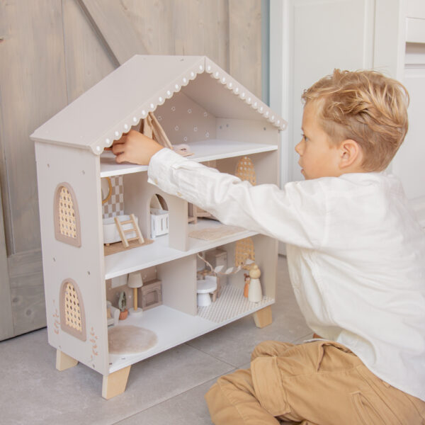 CASA DE MUÑECAS NOUGAT CON MUEBLES