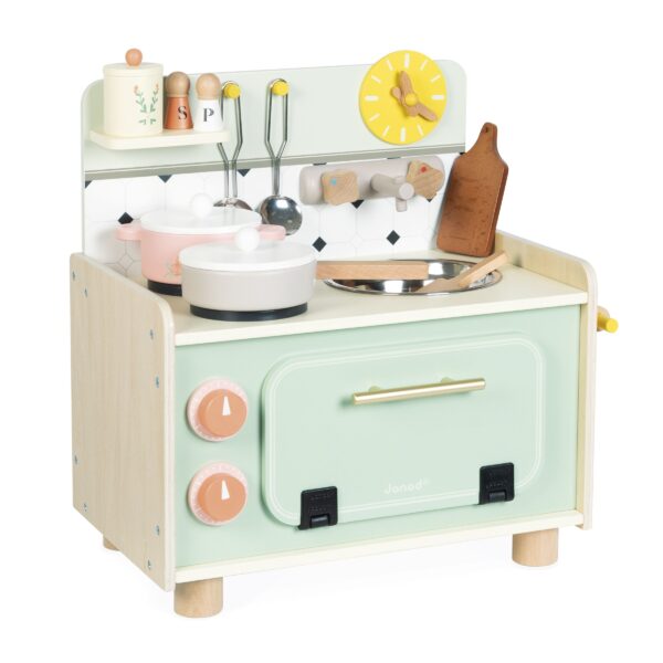 ABUELITA ALEGRE PEQUEÑA COCINA