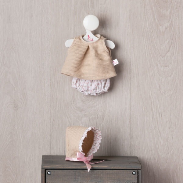 VESTIDO MAX CONJUNTO BEIGE FLOR DE LEÓN