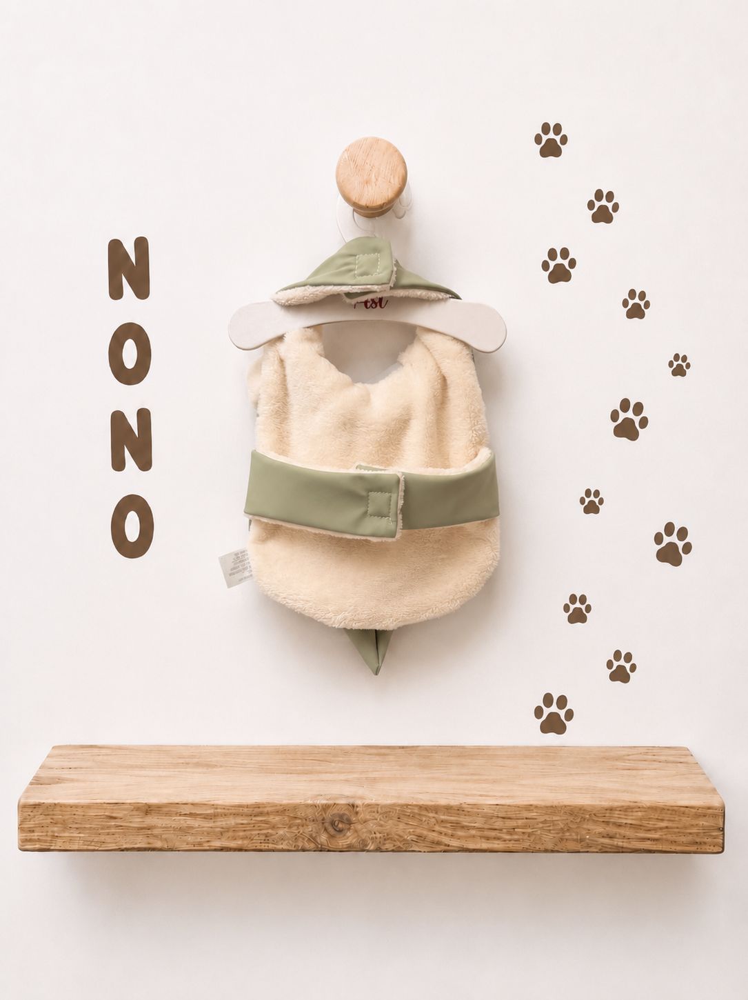 CHUBASQUERO VERDE PARA NONO EL BULLDOG - Imagen 2