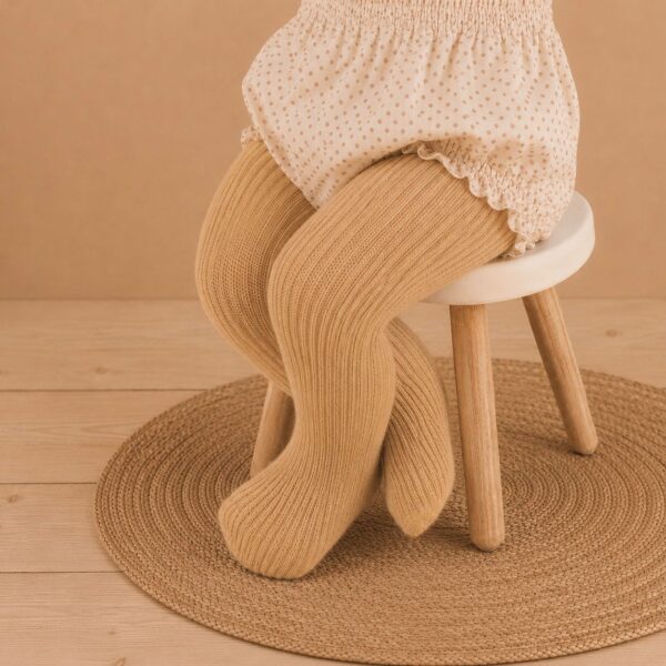 LEOTARDOS LANA BEIGE MUÑECO 43CM
